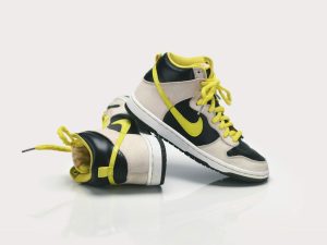 barrett-ward-cOJgO4Zzs-w-unsplash Summit