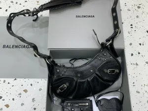 Replica Balenciaga Le Cagole
